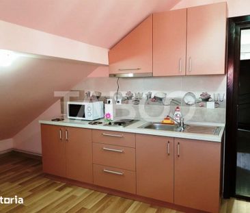 Apartament de inchiriat 56 mpu 2 camere mansarda in vila Selimbar - Fotografie 6