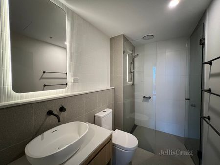 402/10 Young Street, Moonee Ponds - Photo 5