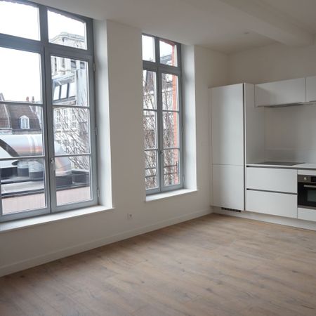 Location Appartement 2 pièces 35m² LILLE 59000 - Photo 3