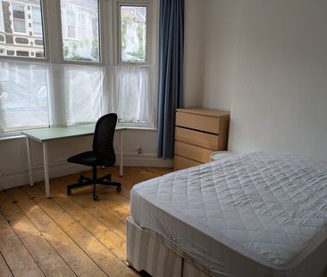 5 Bed Terraced House, Brynland Avenue, BS7 - Photo 2