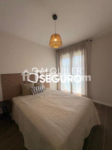 Piso en alquiler en Villa de Vallecas - Photo 3