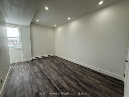 For Lease - 521 Bay Street Unit# 13, Midland, Ontario - Photo 2