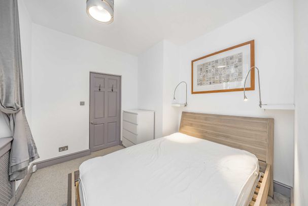 Pembridge Villas, Notting Hill, W11, London - Photo 1