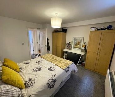 Apt 1-2a Eglantine Gardens, BT96EZ, Belfast - Photo 6