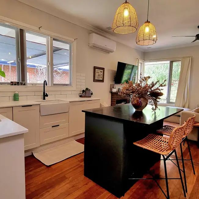 “Peaceful Parkside Location” - Photo 1