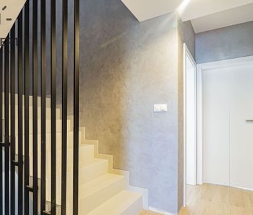 Wyjątkowy Dom w zabudowie Bliźniaczej 4 sypialnie - Zdjęcie 2