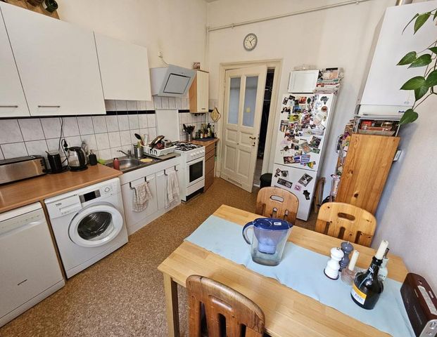 Helles möbliertes Zimmer (22m², Balkon) ab 7.12.– Dauer flexibel - Foto 1