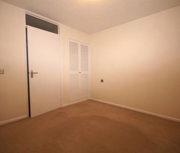 89 Heathmead, Heath, Cardiff CF14 3PL - Photo 4