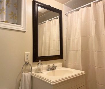 For Lease - 328 Caledonia Road Unit# Lower, Toronto, Ontario - Photo 1