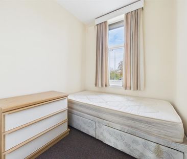 2 BED Flat To rent - Photo 3