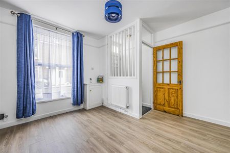 2 bedroom house to rent - Photo 4