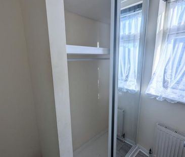 1 bedroom house of multiple occupation to rent - Photo 2