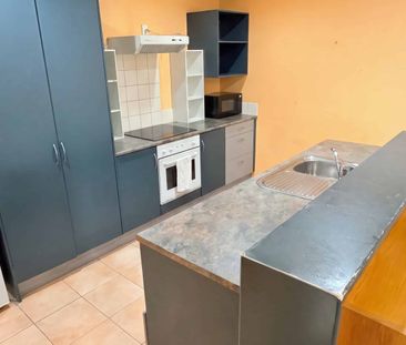 Two bedroom gem in Flat Bush! - Photo 4