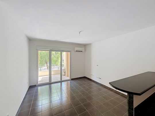 Location Appartement 2 pièces 48m² PUGET SUR ARGENS 83480 - Photo 1