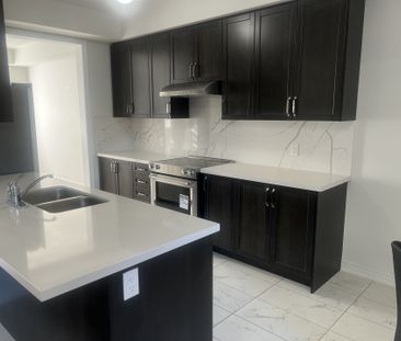 For Lease - 317 Coronation Road, Whitby, Ontario - Photo 4