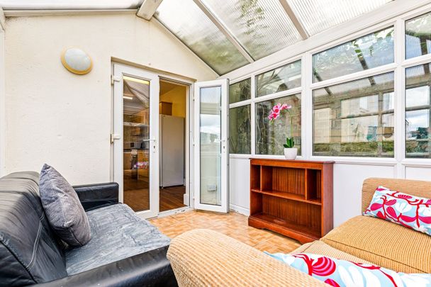 Room in a Shared House, Bernard Road, BN2 - Photo 1