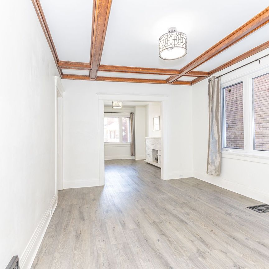 For Lease - 212 Oakwood Avenue Unit# Upper, Toronto, Ontario - Photo 1