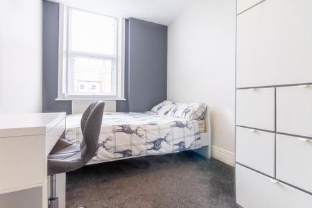 5 bedroom maisonette to rent - Photo 5