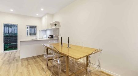 2-bed - Tranquil Contemporary Living in Leafy Avondale - Photo 3