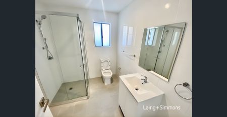 Neat two-bedroom granny flat in a peaceful street - Photo 5