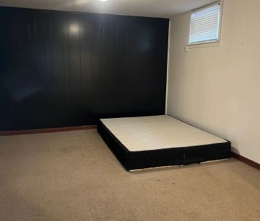 192 Silverbirch Drive E #Basement - Photo 3