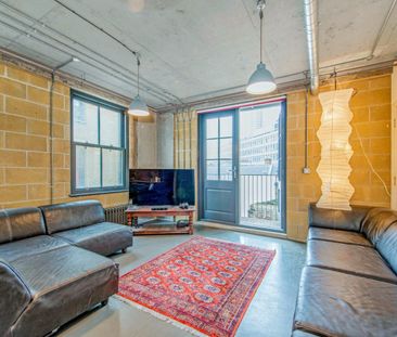 2 bedroom Flat To Let Total Size: 909 SQ FT - Photo 3