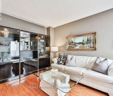 1038 WINDSOR HILL BOULEVARD - Photo 2