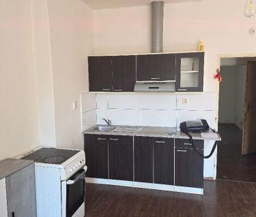 Pronájem bytu 1+1 35 m² - Photo 1