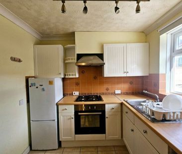 Court Road - Photo 4