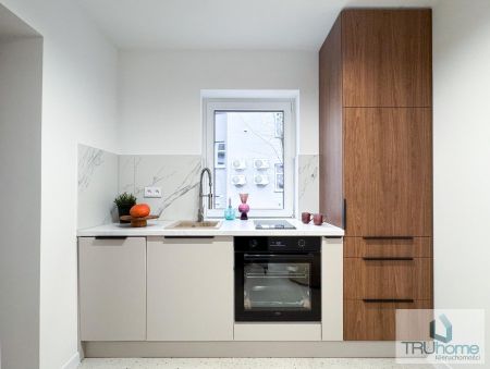 studio w odnowionej kamienicy | obok Dworca PKP - Photo 4