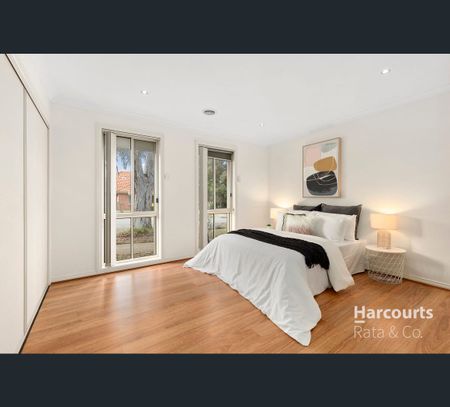 39 Parlette Terrace, South Morang, Vic 3752 - Photo 5