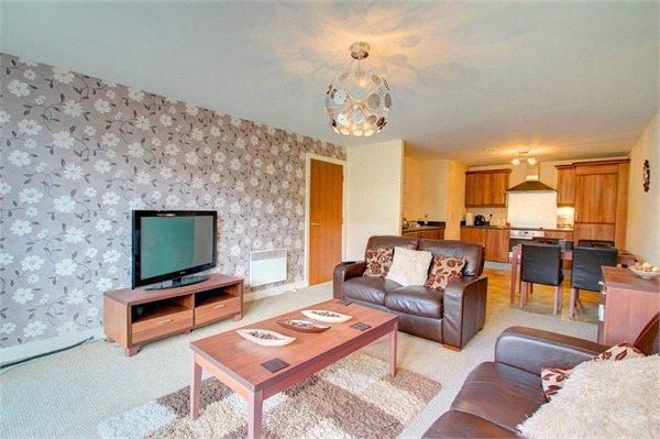 2 bedroom apartment to rent - Photo 1