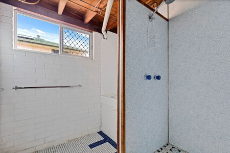 Newly Renovated 3 Bedroom Two-Storey Home in Nambour Heights - Photo 2