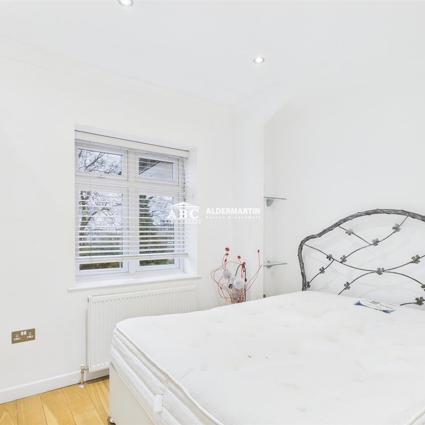 Holders Hill Road, NW4 1JP, London - Photo 1