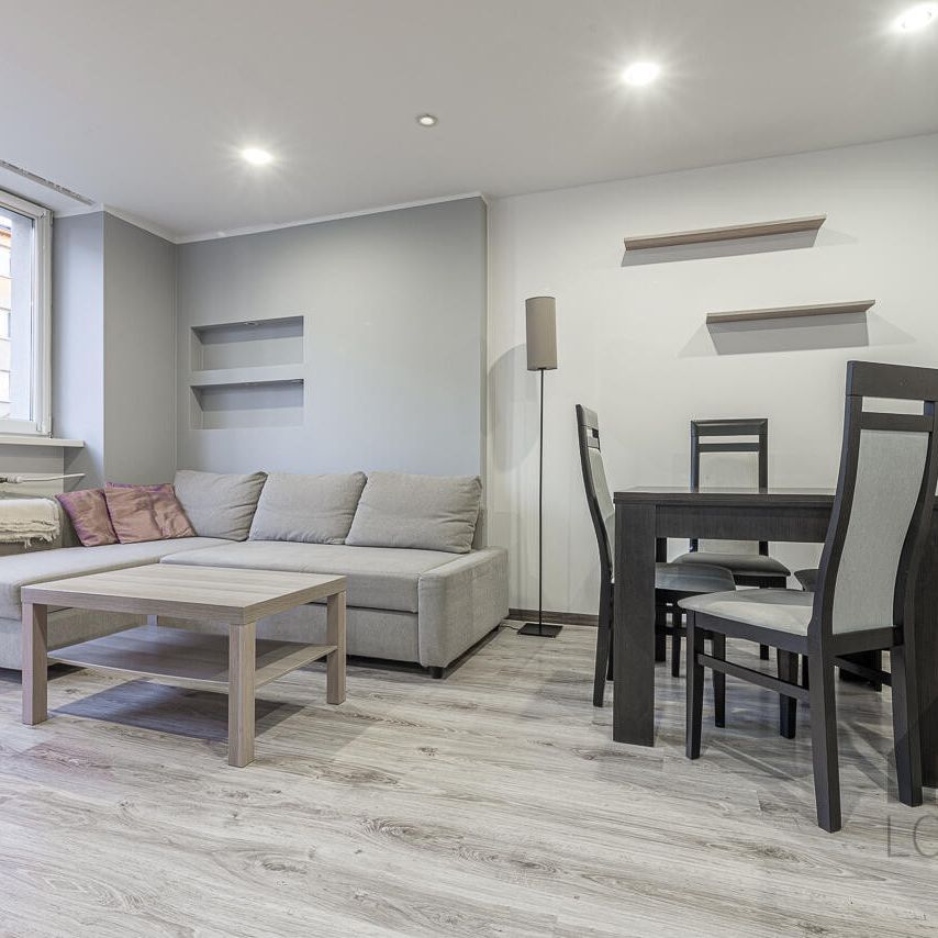 Przestronne i Słoneczne Mieszkanie z Kominkiem – Jaworzno, ul. Gliniana - Photo 1