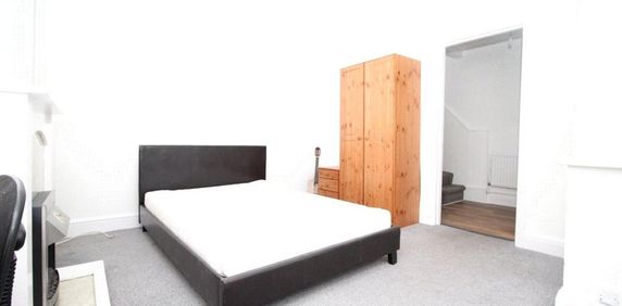 1 bedroom property to rent - Photo 2