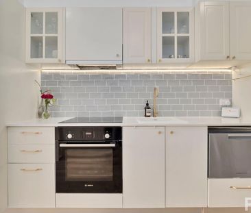 Serene Riverside Living, A Dream Apartment, Overlooking the Majesti... - Photo 1