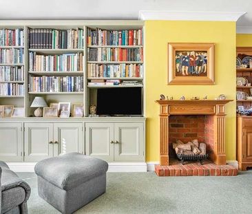 Shaftesbury Crescent, Staines-upon-thames, TW18 - Photo 3