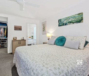 IMMACULATE HOME - Photo 5