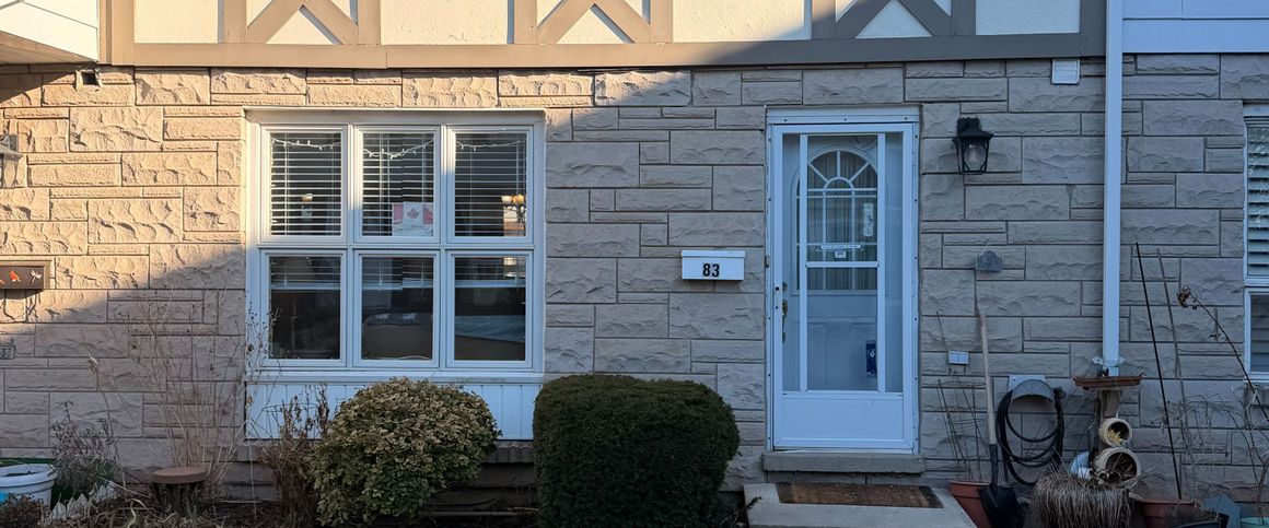 For Lease - 5475 Lakeshore Road Unit# 83, Burlington, Ontario - Photo 1