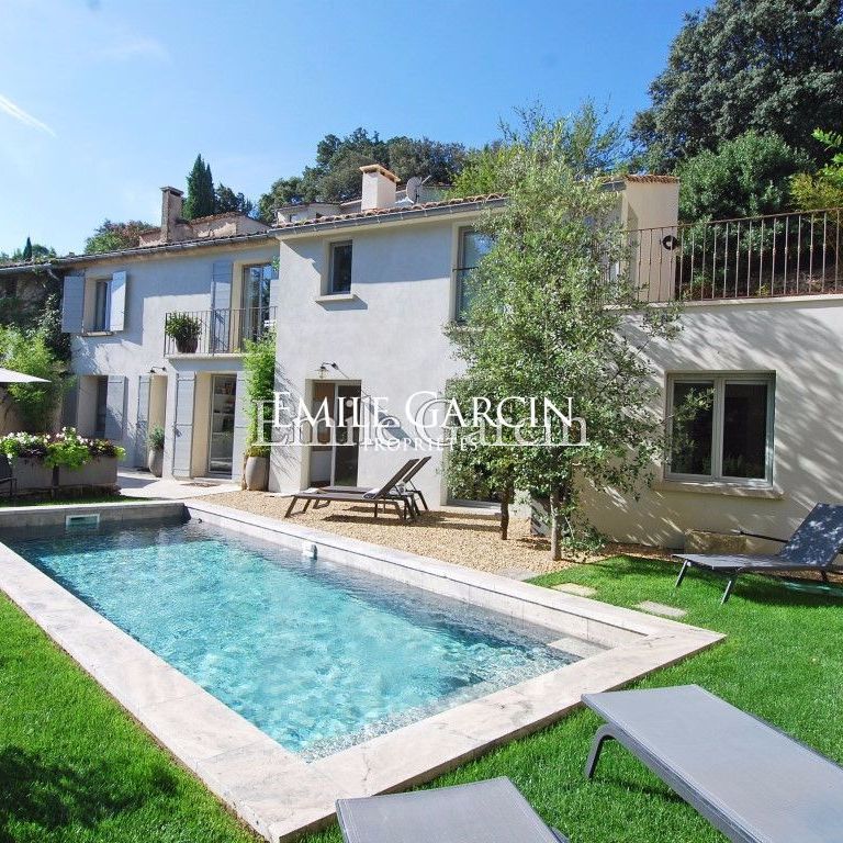 Ménerbes - Rare- Maison de village à louer avec piscine chauffée. - Photo 1