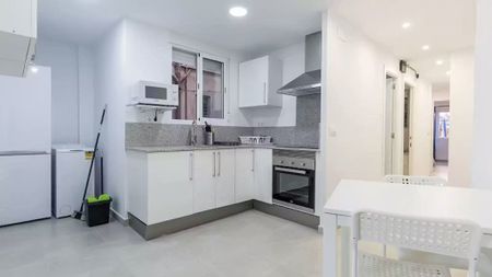 Carrer Justo Vilar, Valencia, Valencian Community 46011 - Photo 5