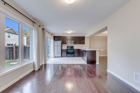 For Lease - 348 Chuchmach Close, Milton, Ontario - Photo 5