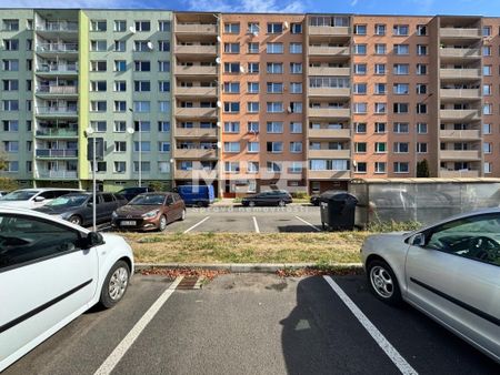 Pronájem bytu 2+kk 39 m2 - Fotografie 4