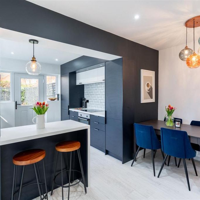 3 bedroom semi-detached house to rent - Photo 1