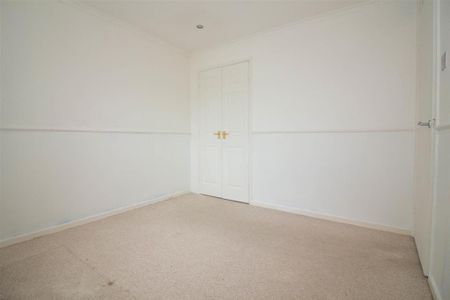 2 bedroom semi-detached house to rent - Photo 3