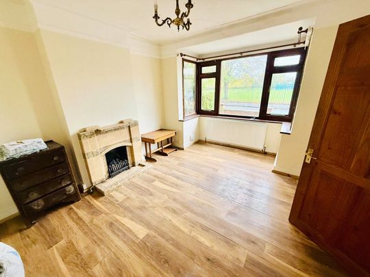 house to rent Spencer Road, Mitcham, CR4 - Photo 1