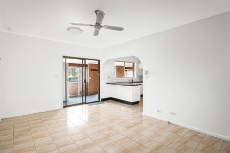 Good Sized Four Bedroom Home! - Photo 2