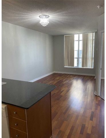 For Lease - 19 Barberry Place Unit# 810, Toronto, Ontario - Photo 5