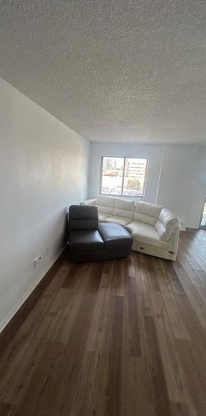 Studio - Côte Saint-Luc - $1,345 /mo - Photo 1